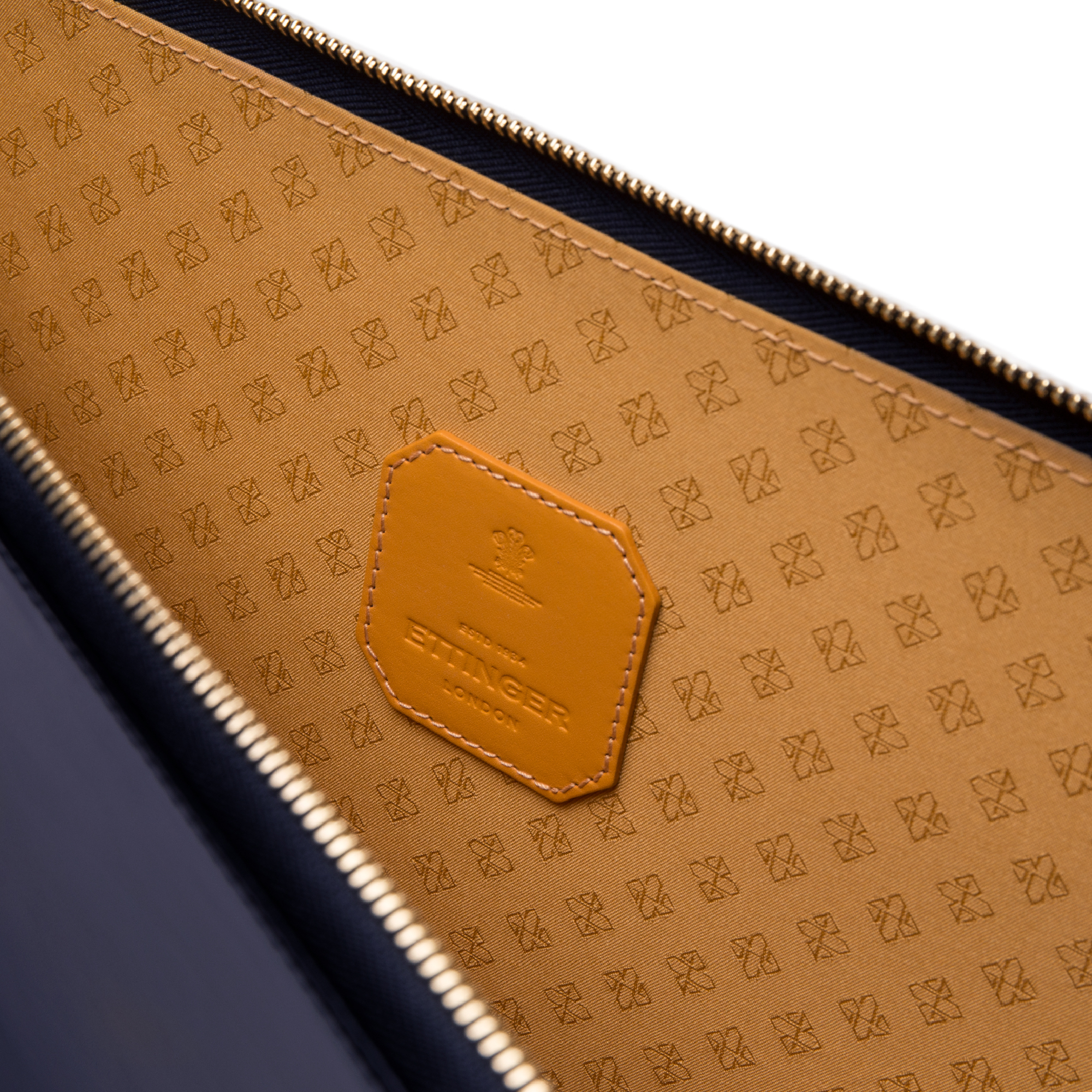 BRIDLE HIDE Large Zip Portfolio - Image 6